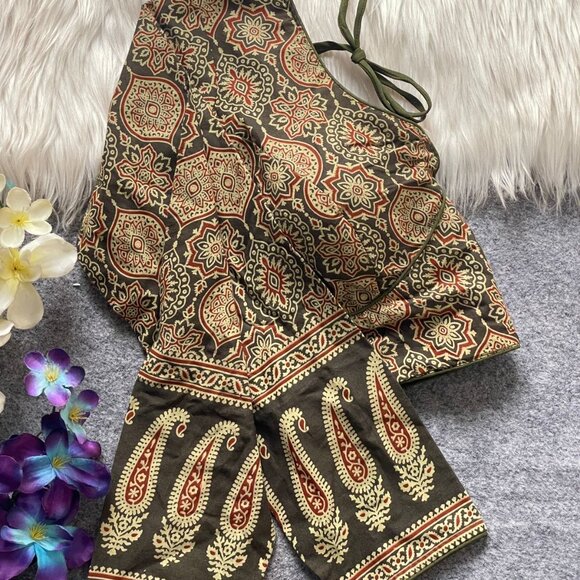 Blouse - Picture 5 of 10